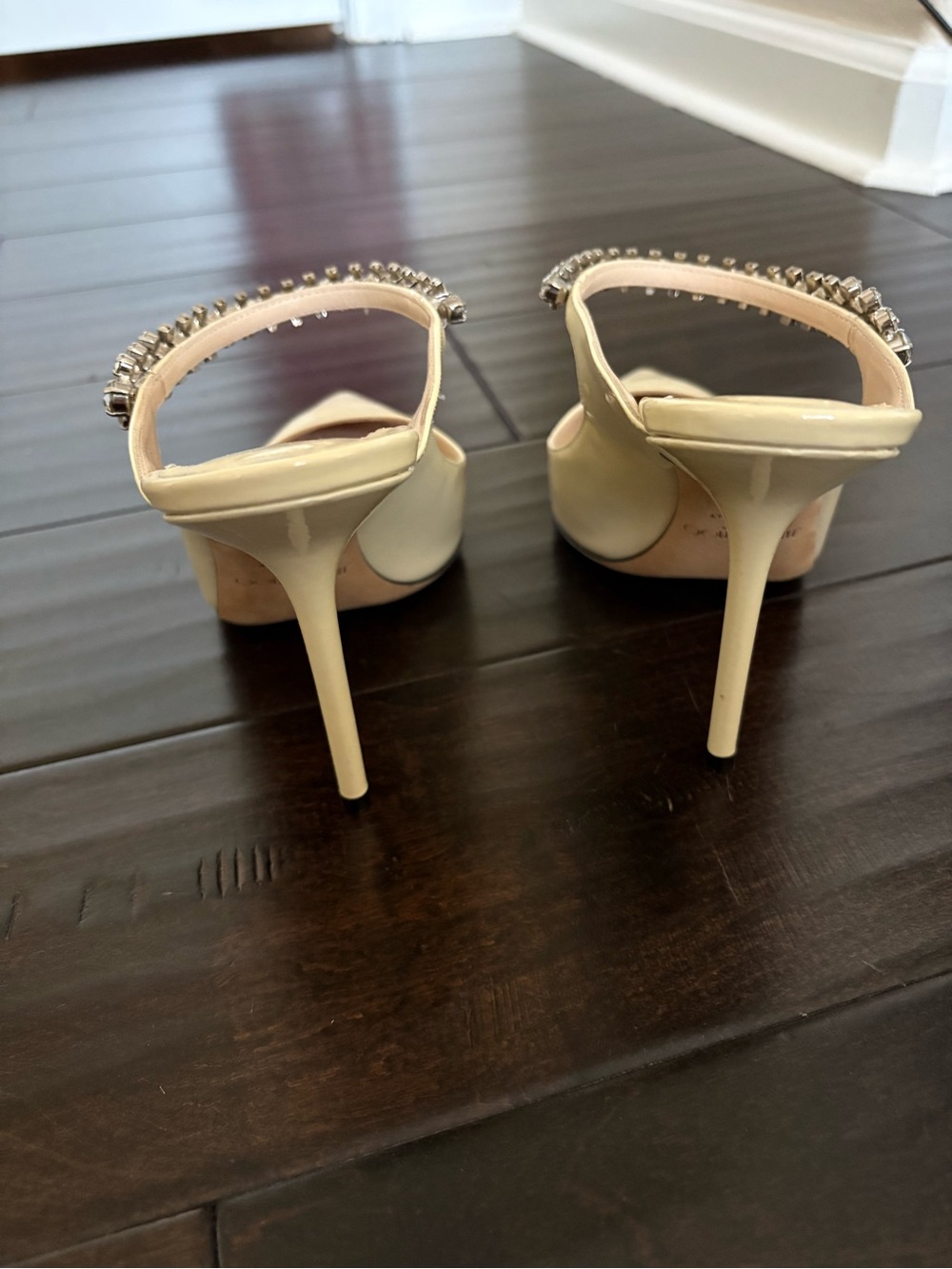Jimmy Choo Bing 100 Ivory Heels - Picture 4 of 8